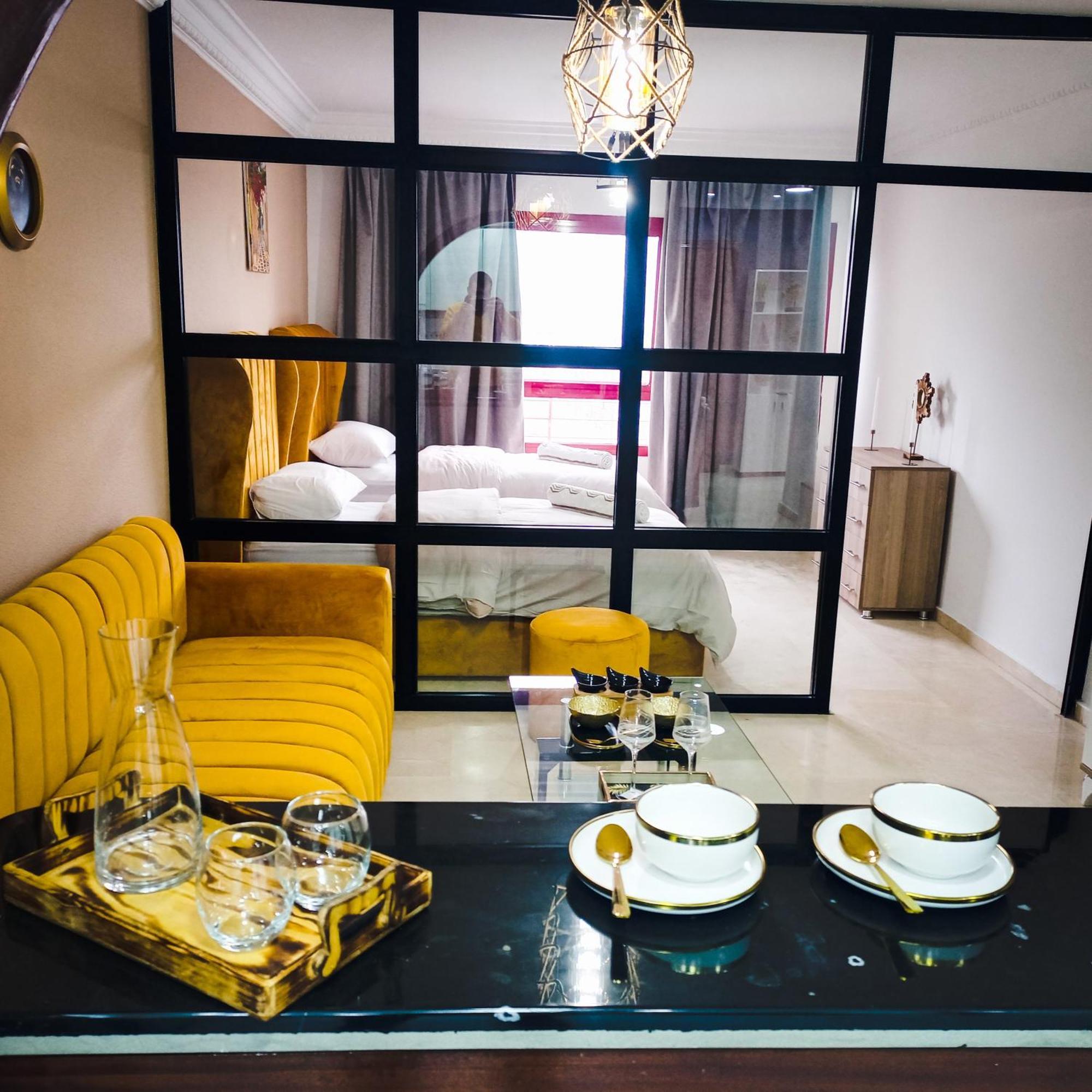 Nouveau Appartement Au Plein Centre Ville En Face Hilton & La Gare De Train Tgv M2 Tanger Buitenkant foto